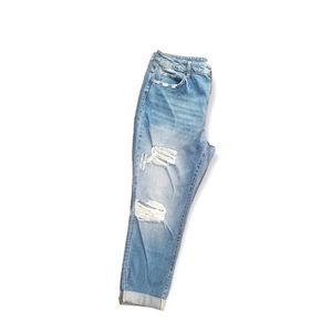 Altar'd State Women’s Distressed Jeans Size 31